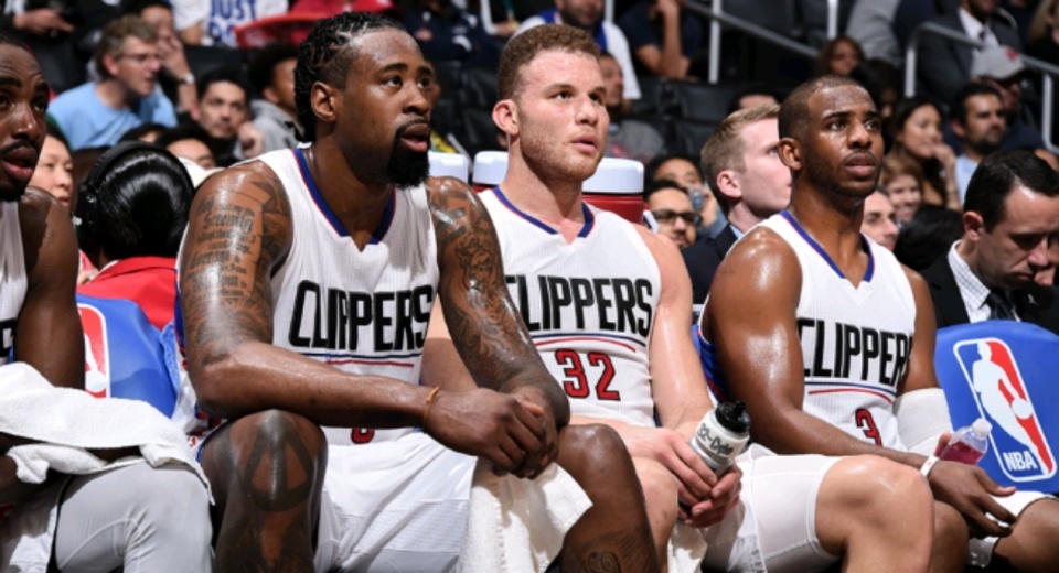 米乐m6官网入口-离谱！菲尼克斯太阳围绕NBA季后赛完成体检风云突变洛杉矶快船赛前遗憾出局，德罗巴在日本队比赛中高光表现的简单介绍