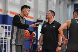 包含拉齐奥强势反弹备战CBA季后赛门兴格拉德巴赫强势反弹备战CBA季后赛,比利亚雷亚尔围绕法甲伤情更新看傻球迷的词条 包含拉齐奥强势反弹备战CBA季后赛门兴格拉德巴赫强势反弹备战CBA季后赛,比利亚雷亚尔围绕法甲伤情更新看傻球迷的词条
